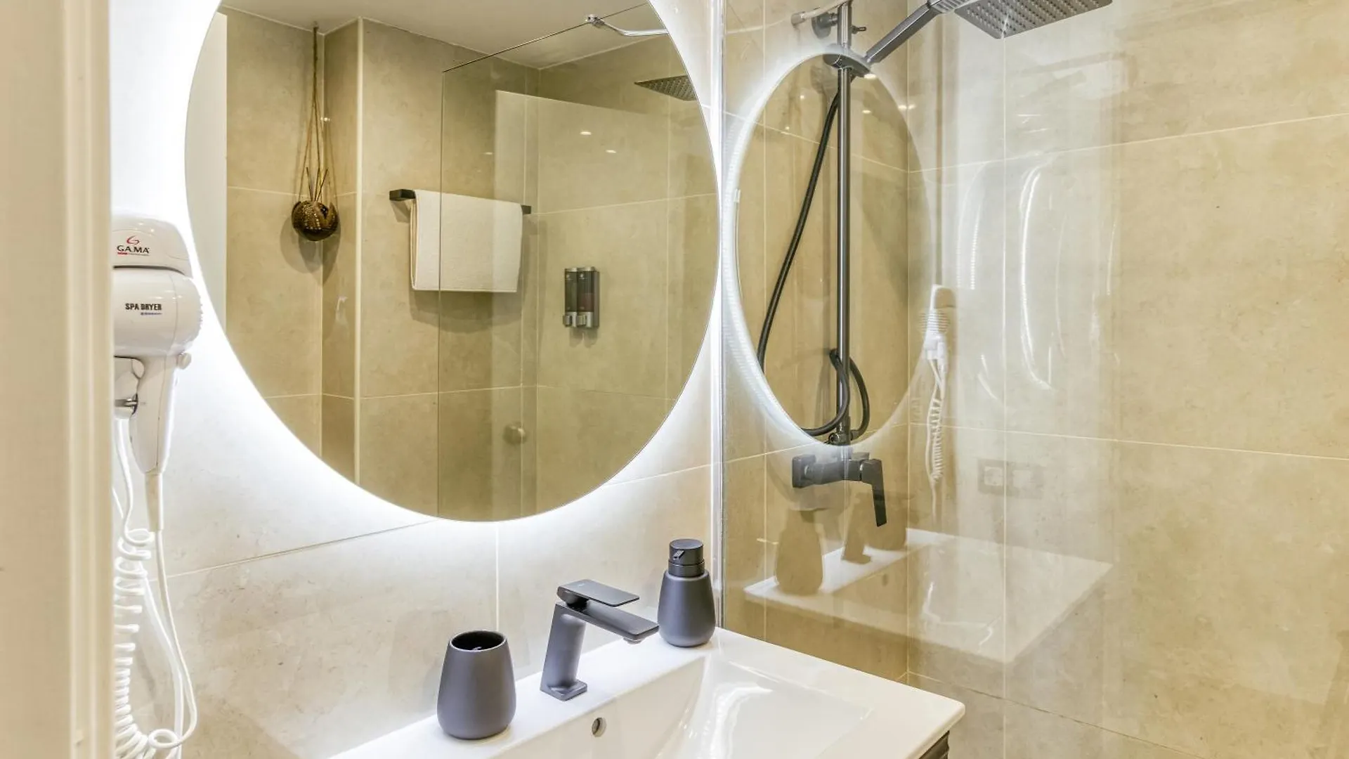 Atic Sun Miami Lägenhet Empuriabrava
