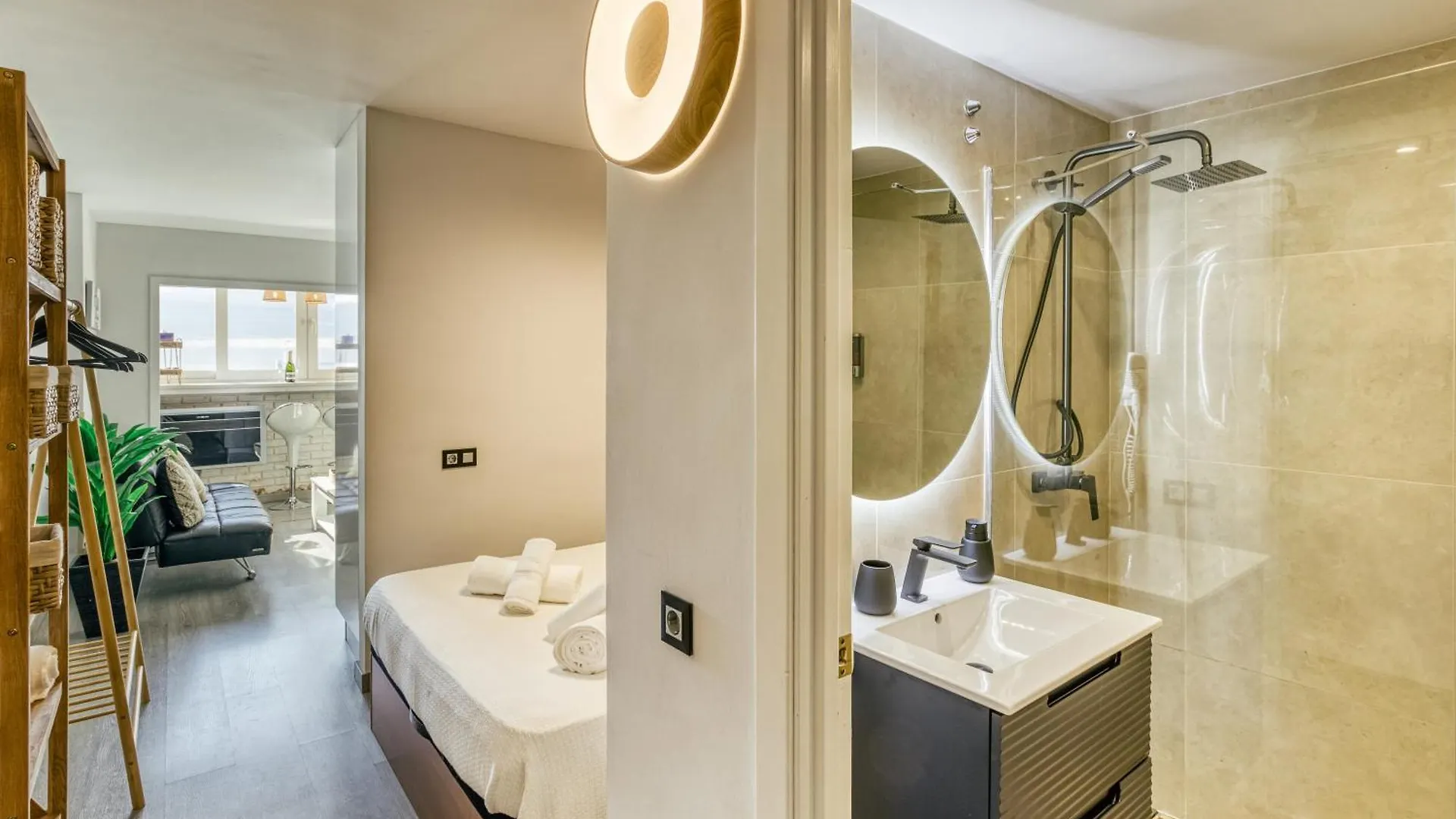 شقة Atic Sun Miami إمبوريابرافا